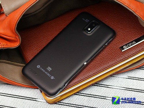 5英寸大屏更有范儿 中兴U956仅售1020元-中兴