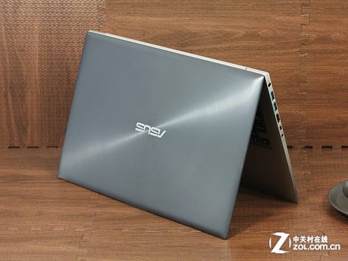 小尺寸也能足够<em>爽</em> 最便携超极本全榜单_惠普 